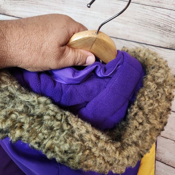 NFL Team Apparel Women's S Fuzzy Hoodie Full Zip Minnesota Vikings Quilted Inner - Picture 15 of 16